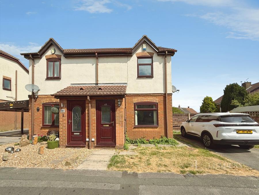 2 bedroom house to rent - Farm Hill Road, Morley, Leeds, West Yorkshire, LS27 - Property View 1