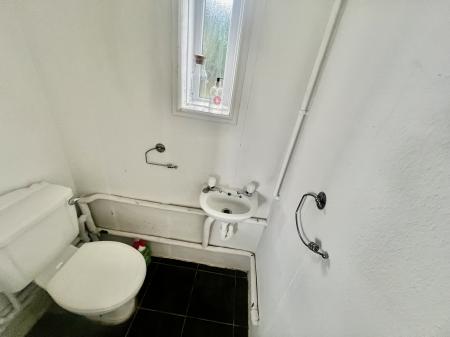 3 bedroom house to rent - Raynel Mount, Leeds, LS16 - Property View 3