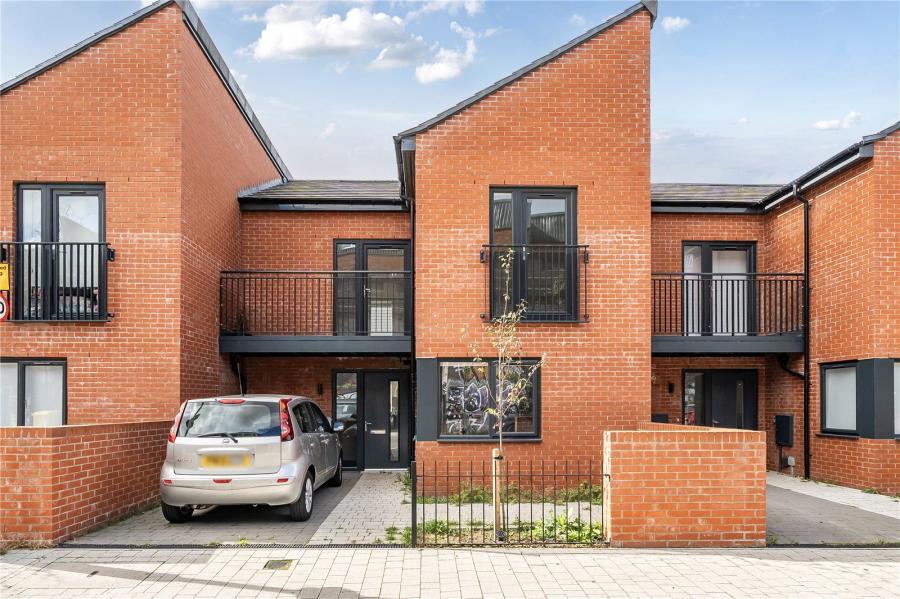 3 bedroom house to rent - Jarvis Street, Leicester, Leicestershire, LE3 - Property View 1