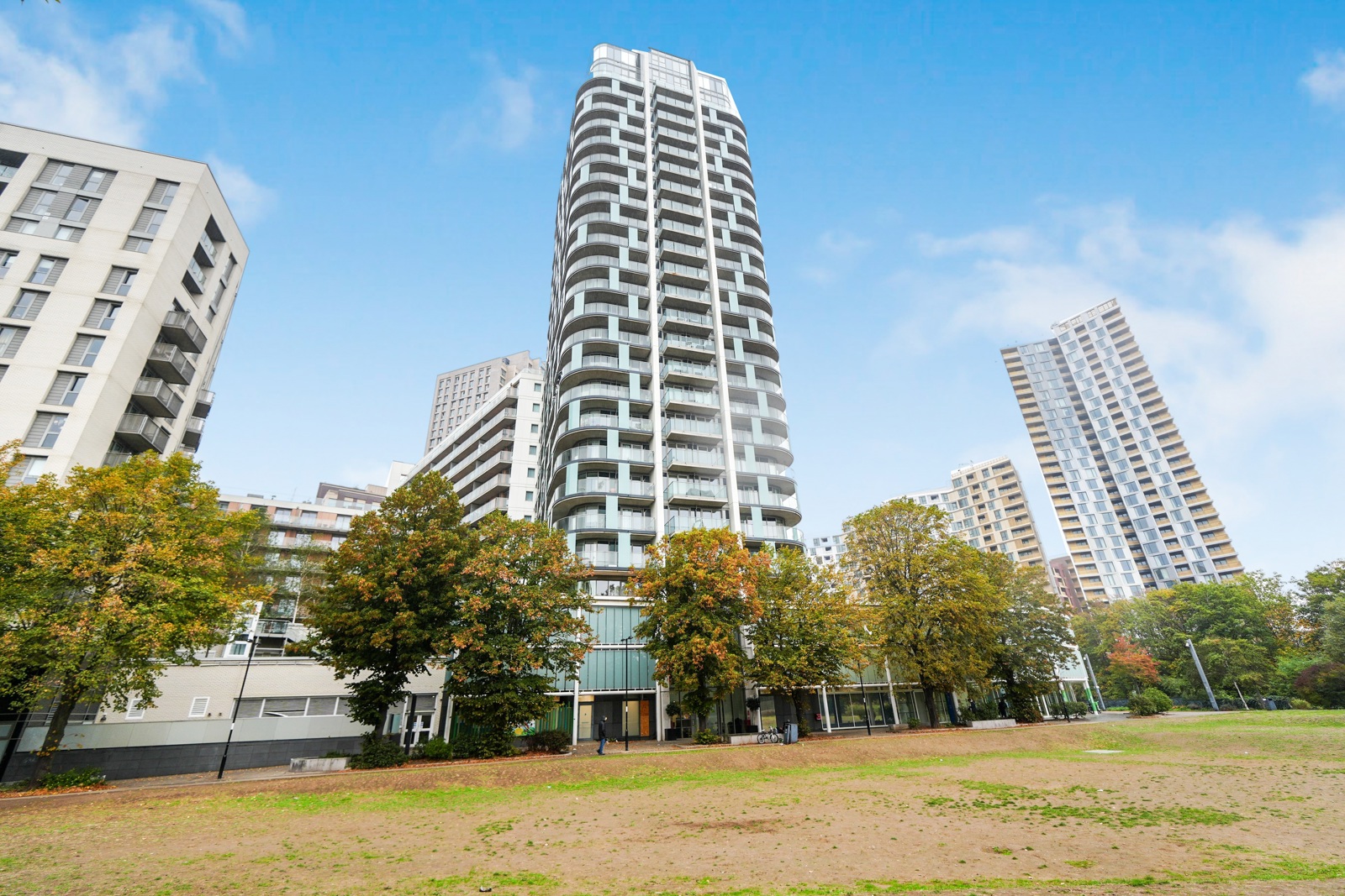2 bedroom apartment to rent - Cornmill Lane, London, SE13 - Property View 1