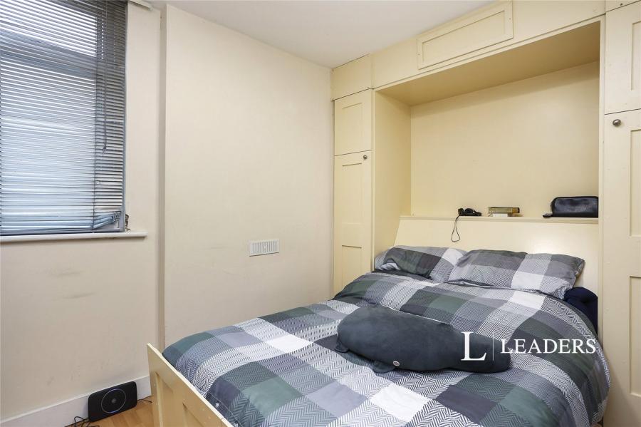studio to rent - Hither Green Lane, London, SE13 - Property View 2