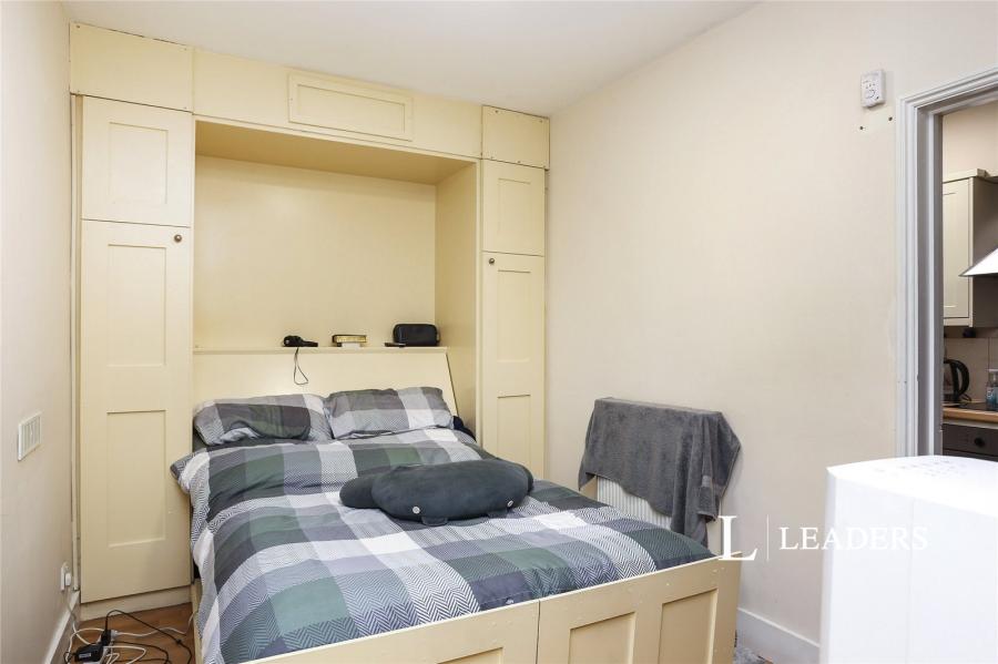 studio to rent - Hither Green Lane, London, SE13 - Property View 3