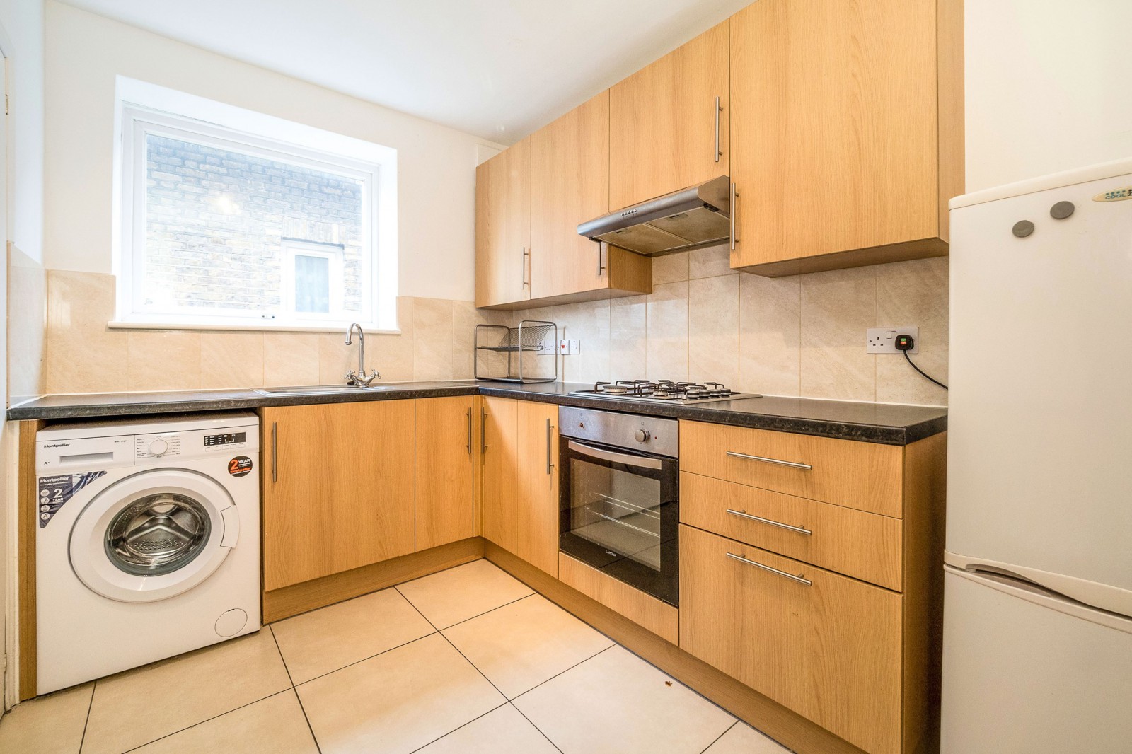 3 bedroom apartment to rent - Warlingham Court, Mount Pleasant Road, London, SE13 - Property View 1