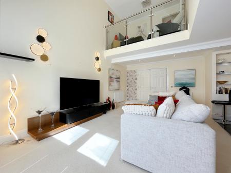 3 bedroom apartment to rent - Ellisons Quay, Burton Waters, Lincoln, LN1 - Property View 2