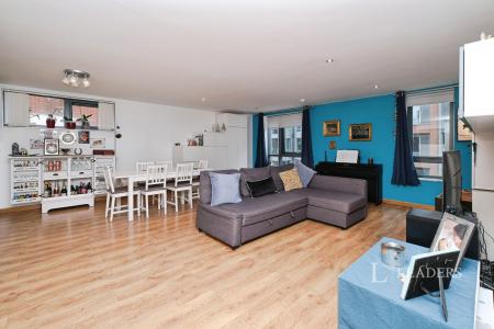 2 bedroom apartment to rent - Oldham Street, Liverpool, Merseyside, L1 - Property View 3