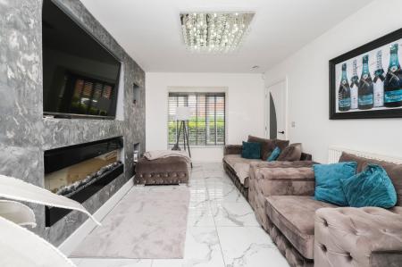 3 bedroom house to rent - Woodend, Halewood, Liverpool, L26 - Property View 2