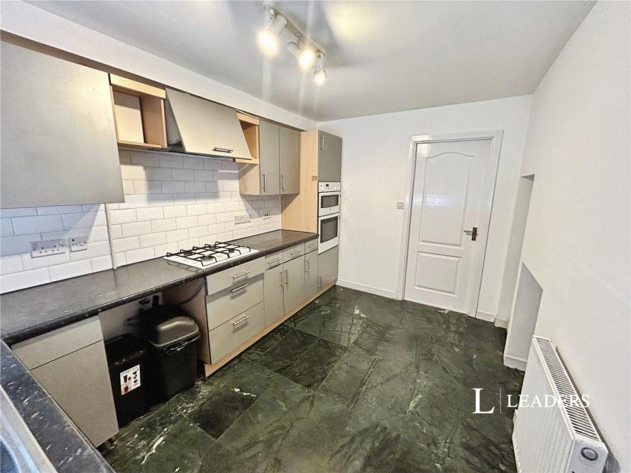 4 bedroom house to rent - Albert Road, Beeston, Nottingham, NG9 - Property View 2