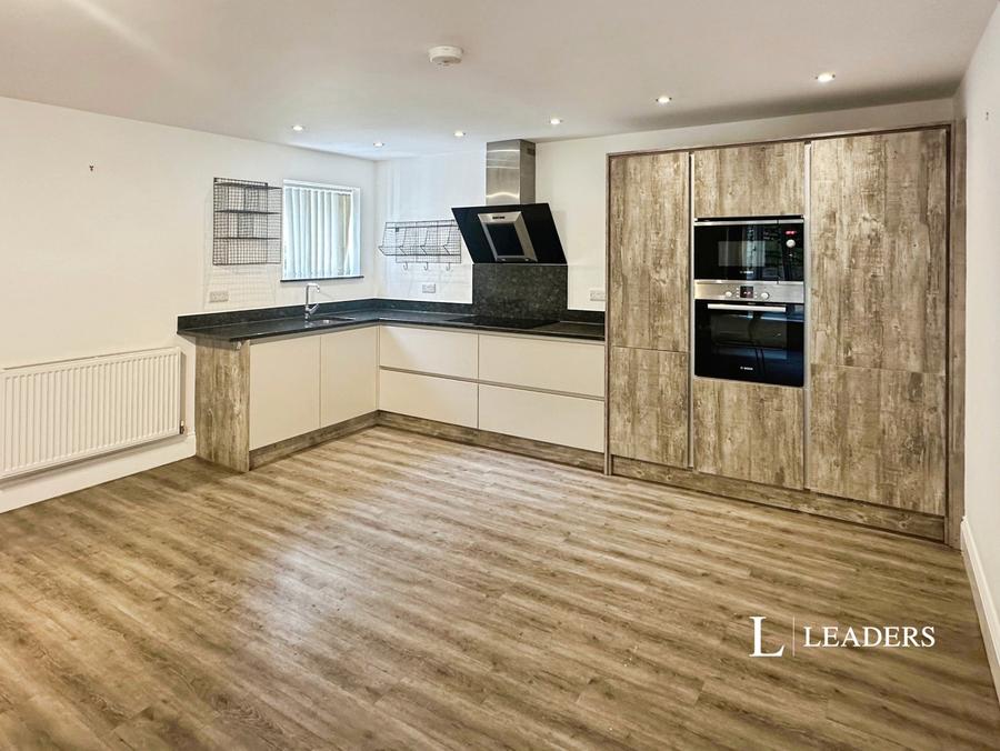 3 bedroom apartment to rent - Harrington Drive, Nottingham, Nottinghamshire, NG7 - Property View 3