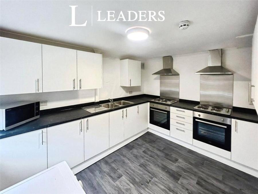 property to rent - Alexandra Street, Eastwood, Nottingham, Nottinghamshire, NG16 - Property View 2