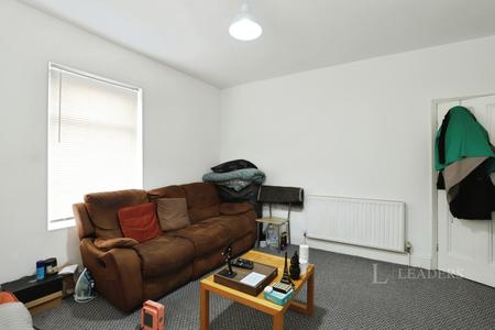 apartment to rent - Glebe Street, Loughborough, Leicestershire, LE11 - Property View 3