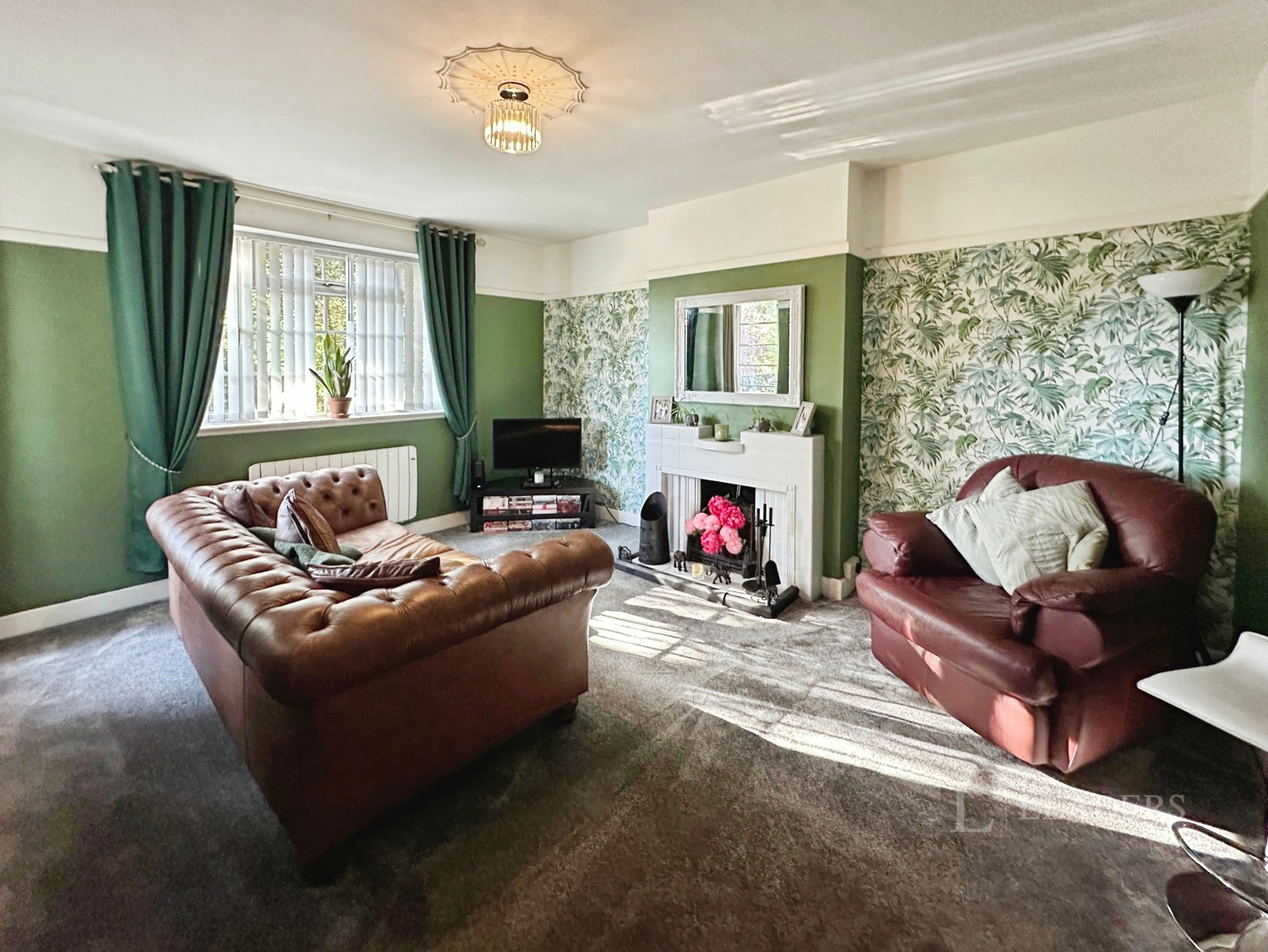 2 bedroom apartment to rent - The Mount, New Bedford Road, Luton, Bedfordshire, LU3 - Property View 1