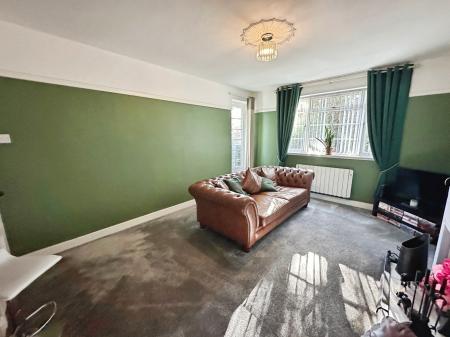 2 bedroom apartment to rent - The Mount, New Bedford Road, Luton, Bedfordshire, LU3 - Property View 2