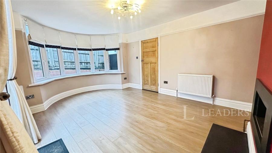 4 bedroom house to rent - Cutenhoe Road, Luton, Bedfordshire, LU1 - Property View 2