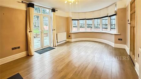 4 bed house for rent in Cutenhoe Road, Luton, Bedfordshire, LU1