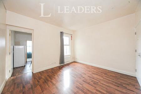 1 bed flat/apartment for rent in Granville Road, Luton, Bedfordshire, LU1