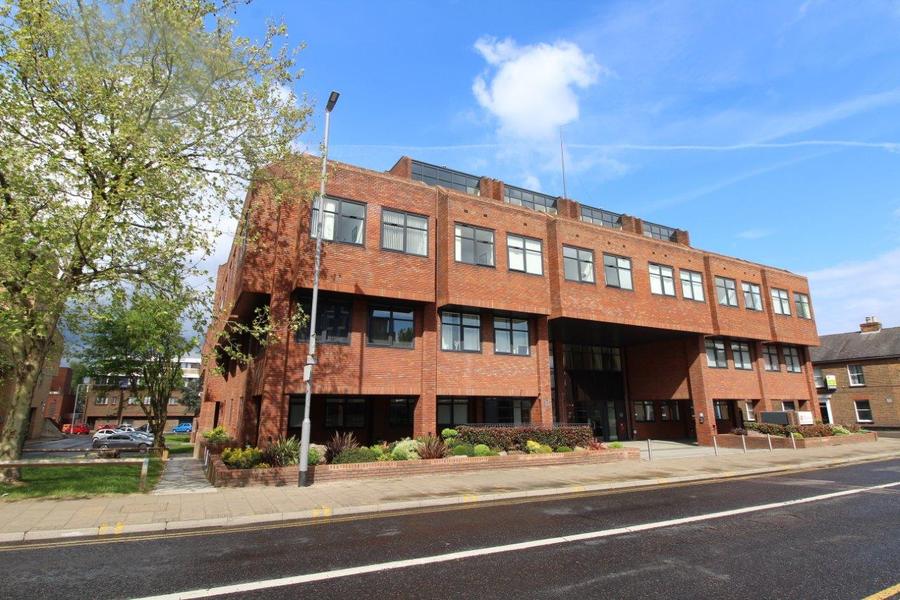 1 bedroom apartment to rent - Flowers Way, Luton, Bedfordshire, LU1 - Property View 1