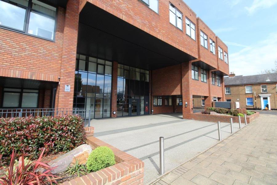 1 bedroom apartment to rent - Flowers Way, Luton, Bedfordshire, LU1 - Property View 1