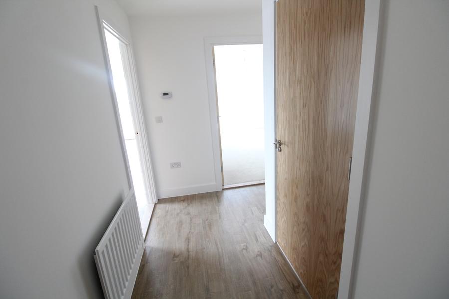 1 bedroom apartment to rent - Stirling Drive, Luton, Bedfordshire, LU2 - Property View 2