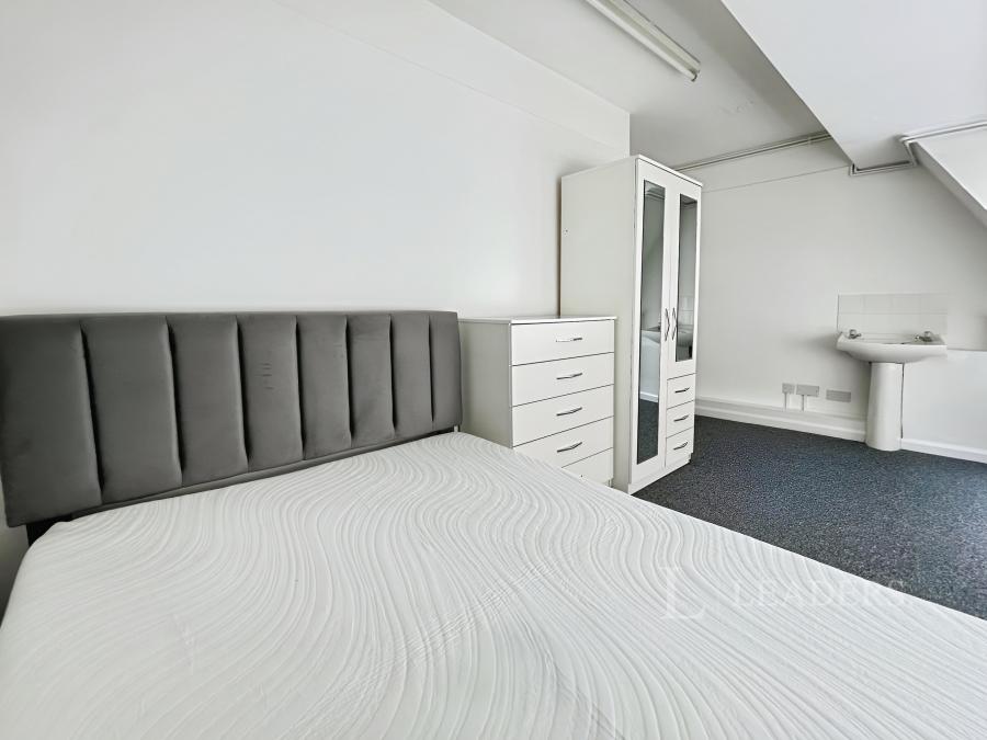 1 bedroom property to rent - Wellington Street, Luton, Bedfordshire, LU1 - Property View 2