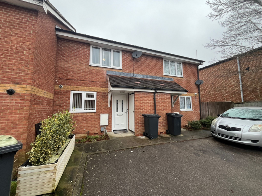 2 bedroom house to rent - Marlow Avenue, Luton, Bedfordshire, LU1 - Property View 1