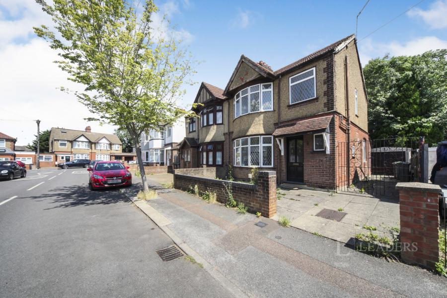3 bedroom house to rent - Sunridge Avenue, Luton, Bedfordshire, LU2 - Property View 2
