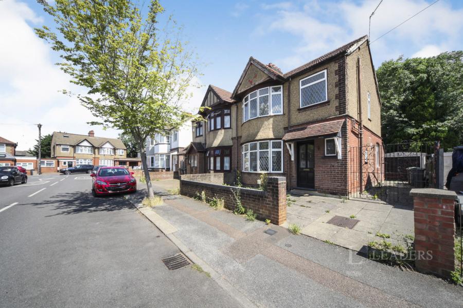 3 bedroom house to rent - Sunridge Avenue, Luton, Bedfordshire, LU2 - Property View 3