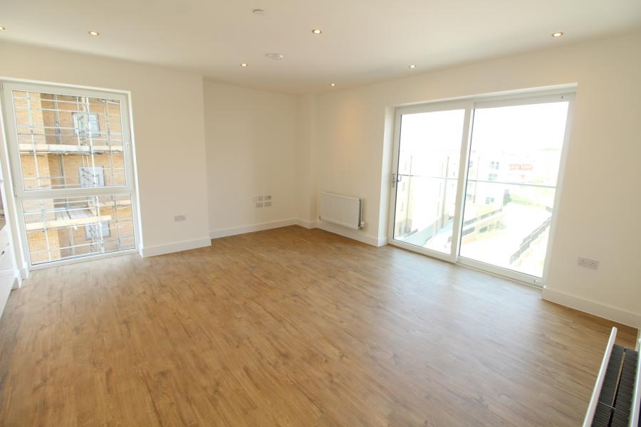 2 bedroom apartment to rent - Stirling Drive, Luton, Bedfordshire, LU2 - Property View 2