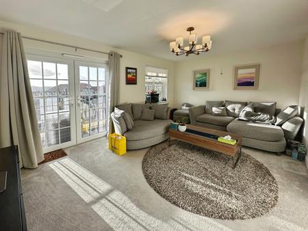 4 bedroom house to rent - Armstrong Road, Luton, Bedfordshire, LU2 - Property View 2