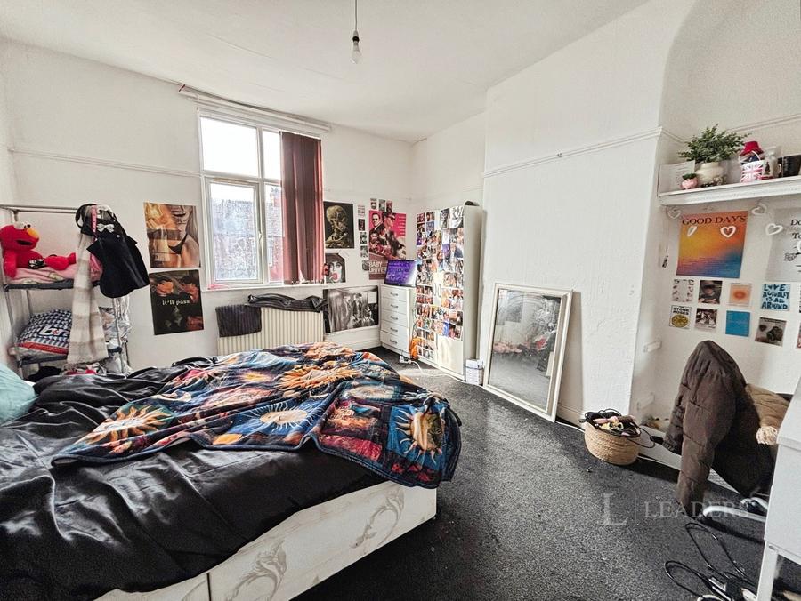 4 bedroom house to rent - Heald Grove, Manchester, M14 - Property View 3