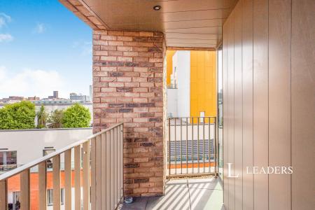 2 bedroom apartment to rent - Ancoats Gardens, 30 Bendix Street, Manchester, M4 - Property View 3