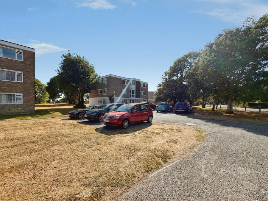 2 bedroom apartment to rent - Wharncliffe Court, 29 Beacon Drive, Christchurch, BH23 - Property View 2