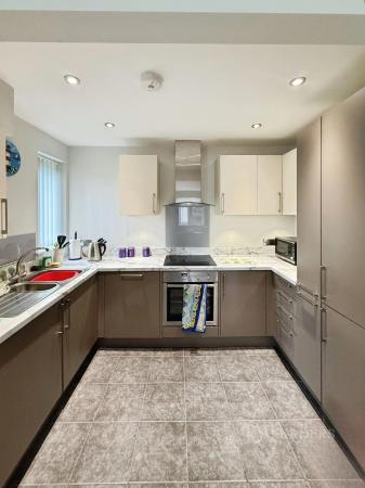 2 bedroom apartment to rent - The Oaks, 54 Barton Court Avenue, Barton on Sea, New Milton, BH25 - Property View 2