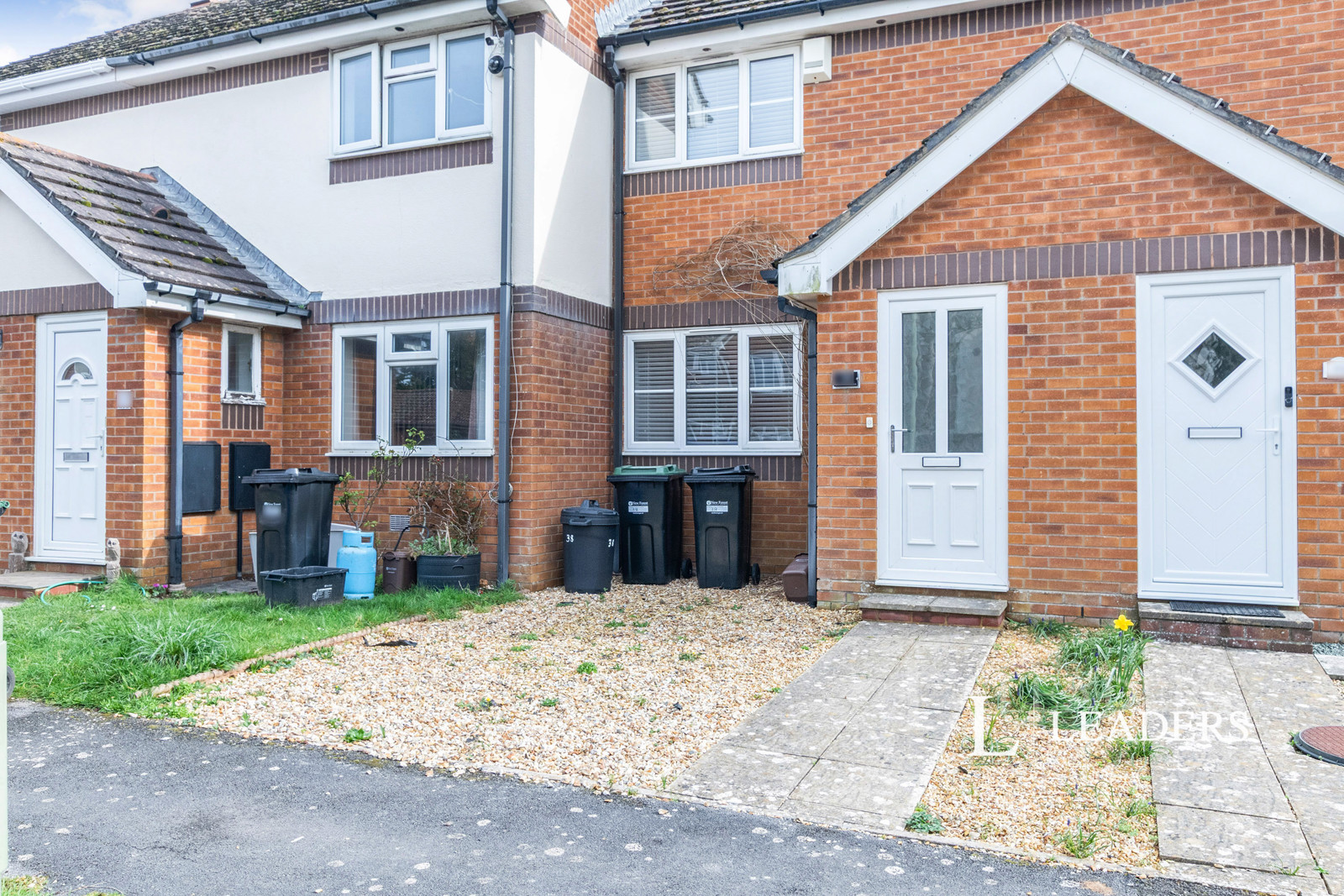 2 bedroom terraced to rent - Bramshaw Way, New Milton, Hampshire, BH25 - Property View 1