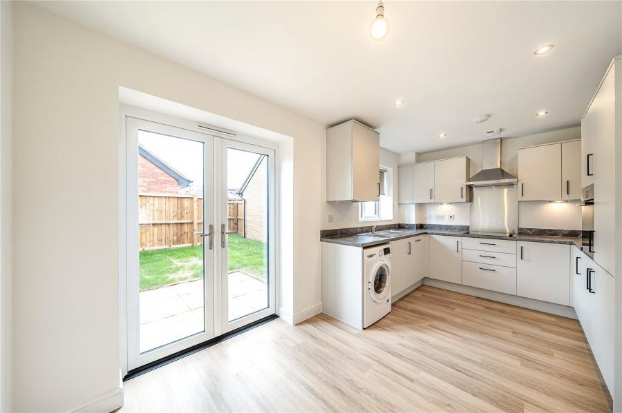 3 bedroom house to rent - Cygnet Close, Upton, Northampton, Northamptonshire, NN5 - Property View 2