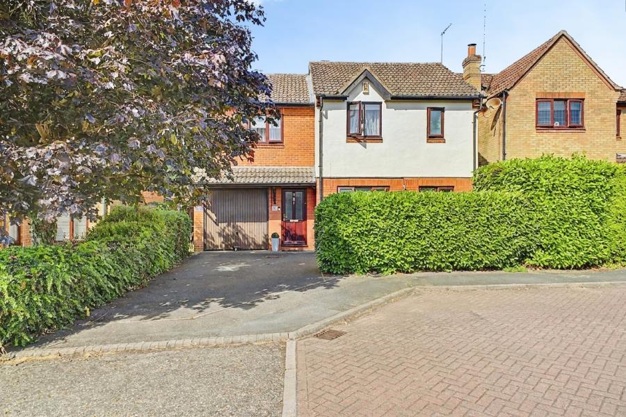 4 bedroom house to rent - Barn Owl Close, Northampton, Northamptonshire, NN4 - Property View 1