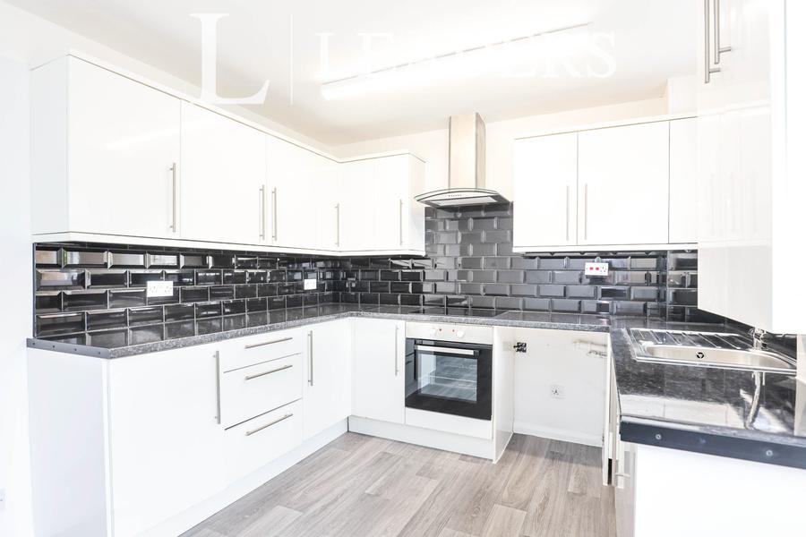 3 bedroom house to rent - Grasscroft, Northampton, Northamptonshire, NN2 - Property View 1
