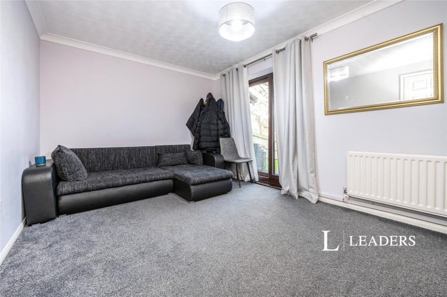 4 bedroom house to rent - Pine Ridge, Northampt, Northamptonshire, NN3 - Property View 2