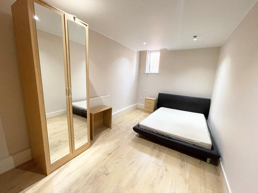 1 bedroom apartment to rent - Queens Terrace, Southampton, SO14 - Property View 2