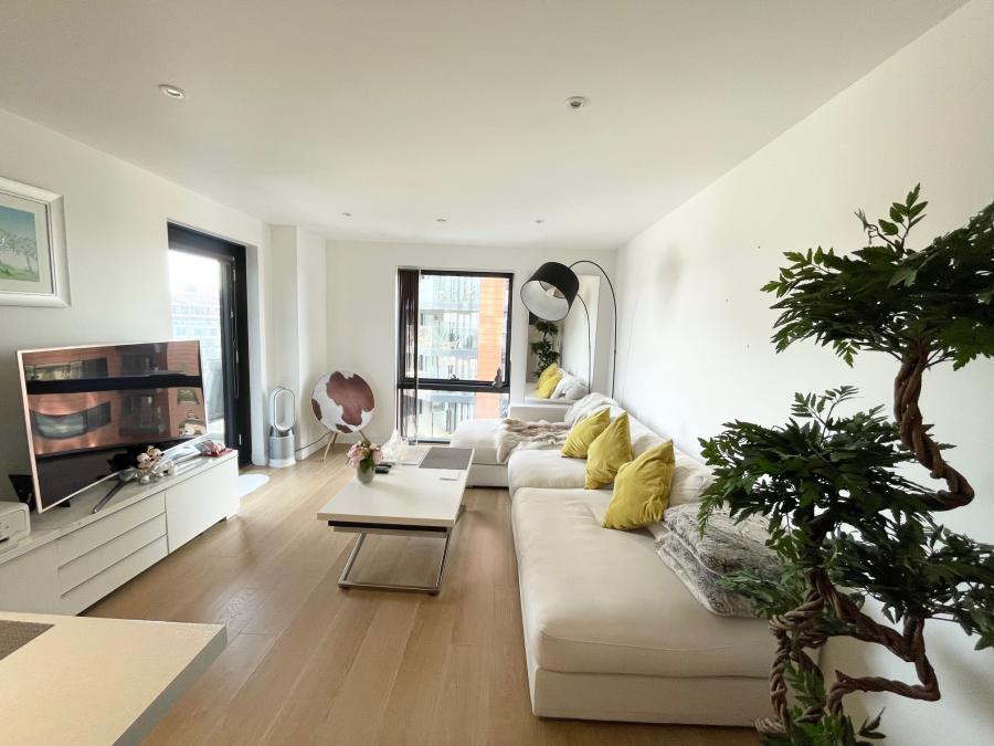 2 bedroom apartment to rent - The Hawkins Tower, Ocean Way, Southampton, SO14 - Property View 2