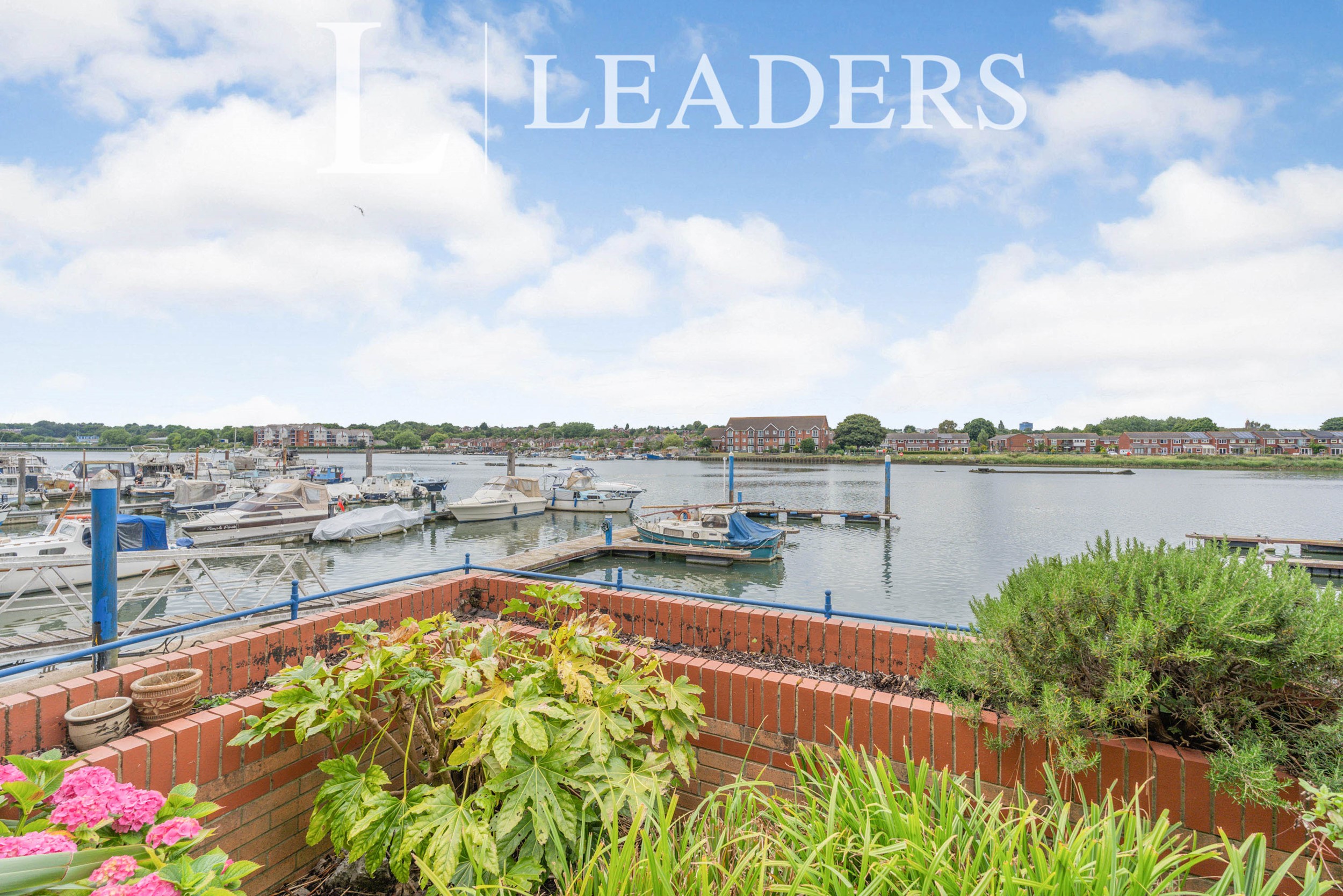 2 bedroom apartment to rent - Vespasian Road, Southampton, SO18 - Property View 1