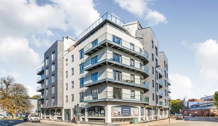 2 bedroom apartment to rent - Royal Crescent Road, Southampton, SO14