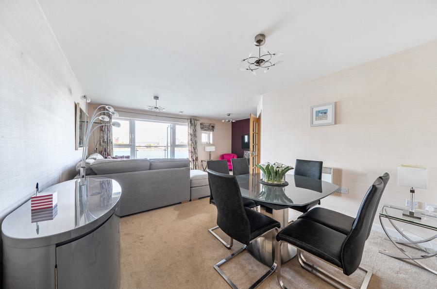 2 bedroom apartment for sale - Lifeboat Quay, Poole, Dorset, BH15 - Property View 3