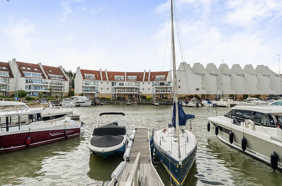 2 bedroom apartment for sale - Moriconium Quay, Lake Avenue, Poole, BH15 - Property View 2