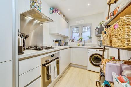 2 bedroom house to rent - Moy Green Drive, Horley, Surrey, RH6 - Property View 3