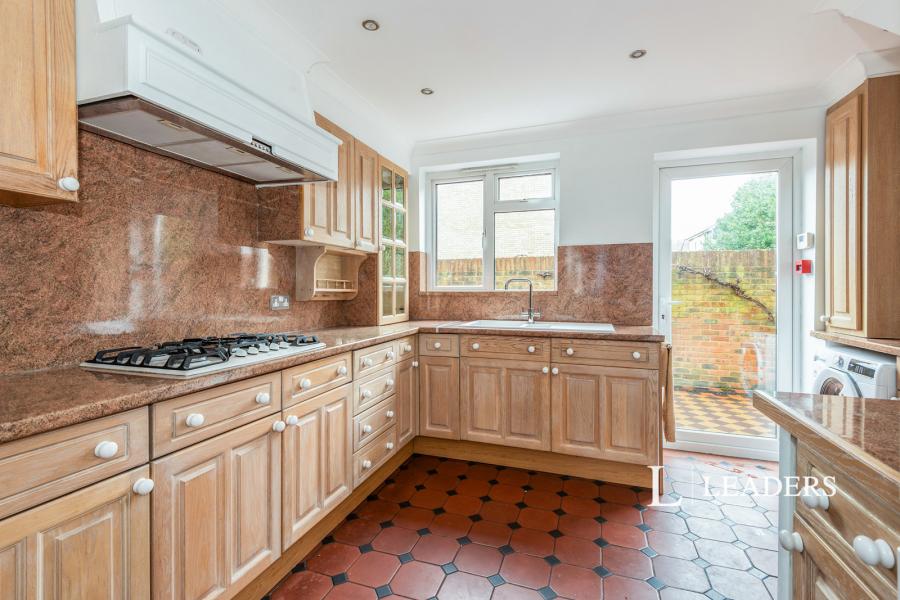 5 bedroom house to rent - Linkfield Lane, Redhill, RH1 - Property View 3