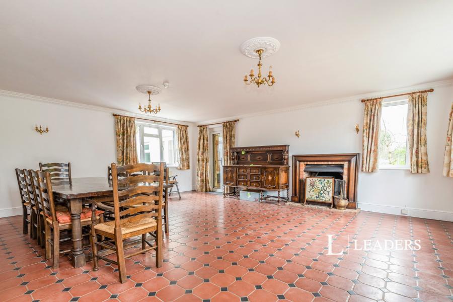 5 bedroom house to rent - Linkfield Lane, Redhill, RH1 - Property View 1