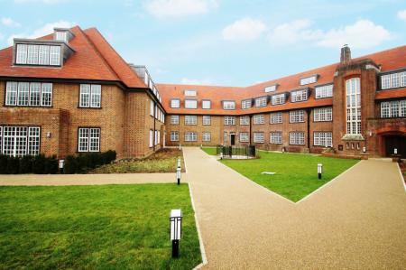 2 bedroom apartment to rent - Lesbourne Road, Reigate, RH2