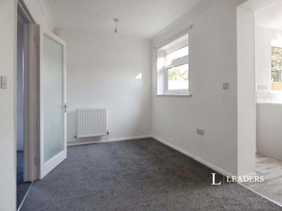 3 bedroom house to rent - Henfield Close, Goring-by-Sea, Worthing, West Sussex, BN12 - Property View 3