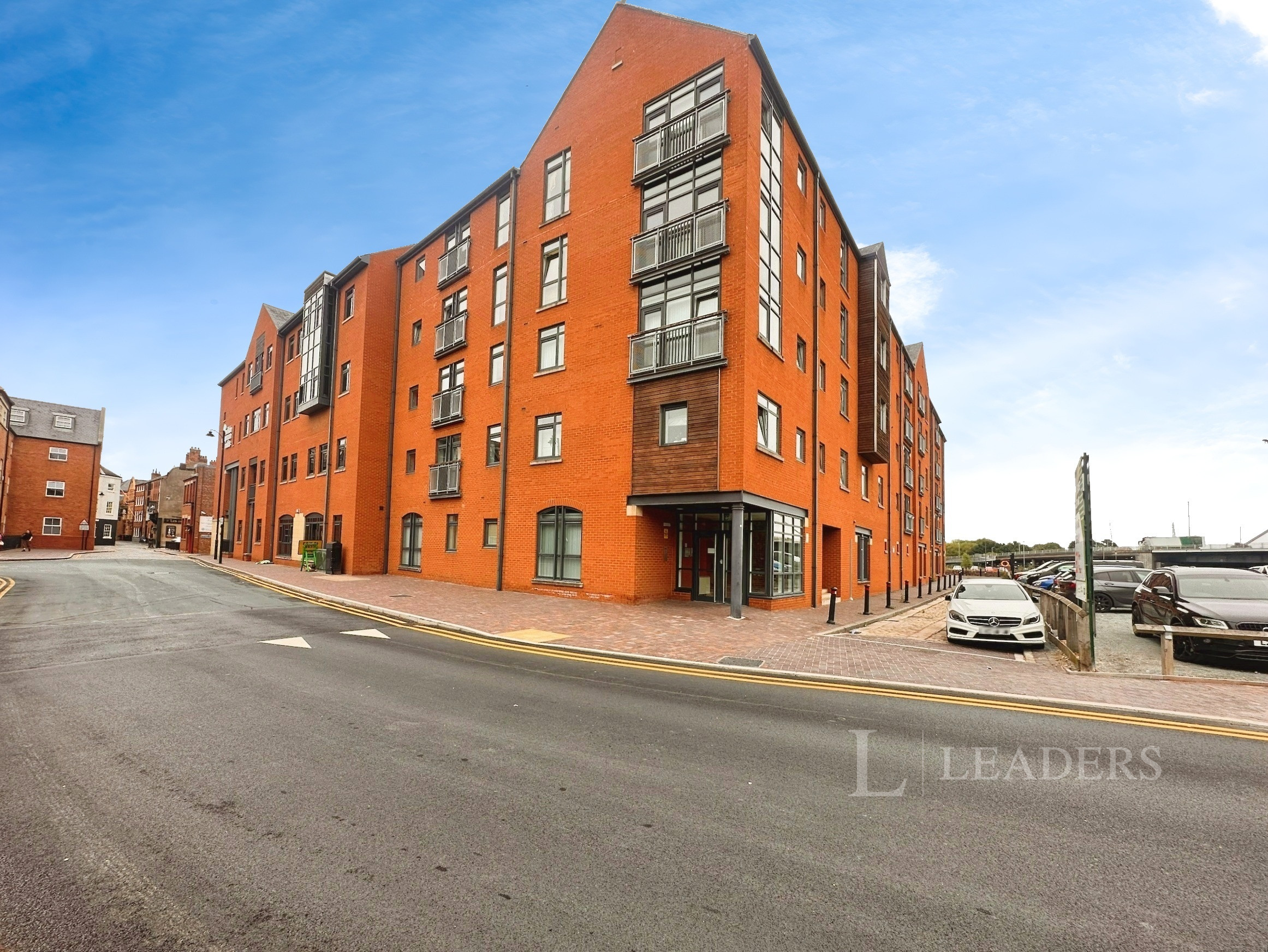 2 bedroom apartment to rent - Trinity Wharf, 52-58 High Street, Hull, HU1 - Property View 1