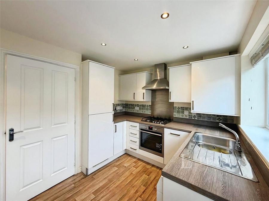 3 bedroom house to rent - Hampstead Gardens, Kingswood, Hull, East Riding of Yorkshi, HU7 - Property View 2